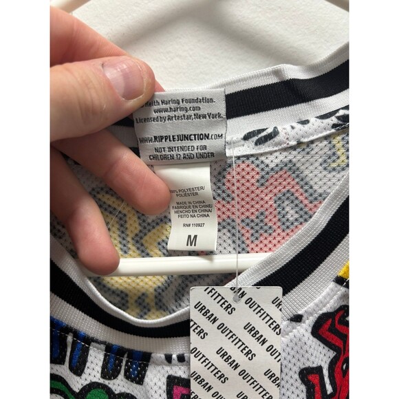 RARE Keith Haring Jersey Urban Outfitters Size Medium Rainbow - Picture 4 of 4
